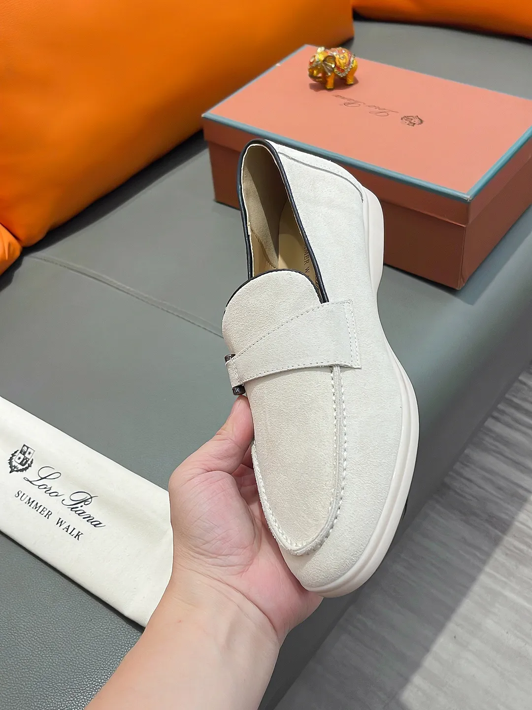 Men's shoes LORO PIANA "LP" P420 Regular size: 38-44 (casual shoes) Product materials: Selected high-mercerized suede upper, comfortable sheepskin lining; original outsole.
